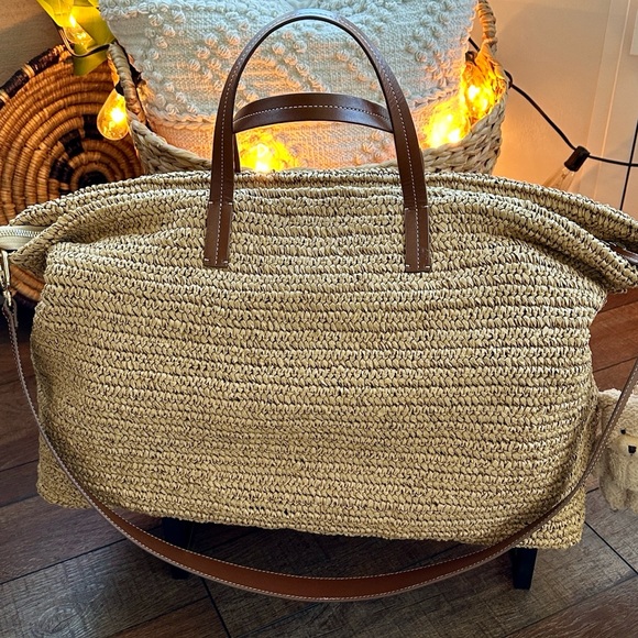 NWT | J Crew Palma Overnight Tote in Hand-Knotted Straw & Leather - Picture 6 of 15
